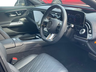 MERCEDES-BENZ E-CLASS - 9