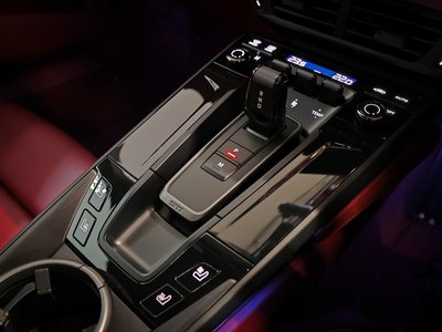 PORSCHE 911 - 9