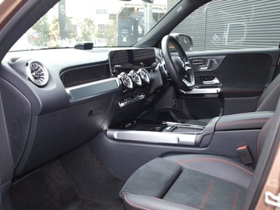 MERCEDES-BENZ GLB AMG - 9