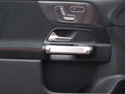 MERCEDES-BENZ GLB AMG - 8