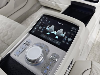 2023 Genesis G90 (RS4) — миниатюра 24