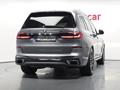 2023 BMW X7 照片 3