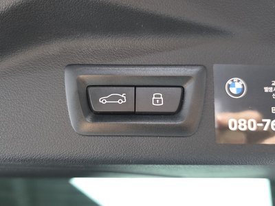 2023 BMW X7 thumbnail 36