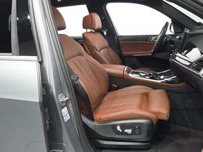 2023 BMW X7 thumbnail 17