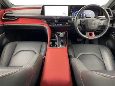 TOYOTA CROWN SPORT - 2