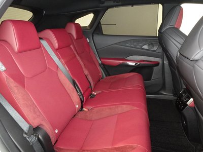 صورة مصغرة 18 لـ 2023 Lexus RX