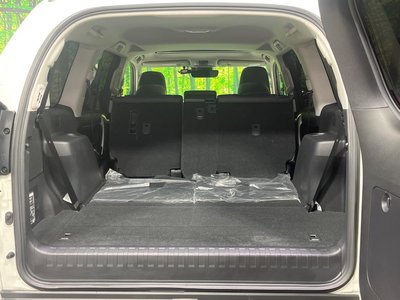 TOYOTA LAND CRUISER PRADO - 7