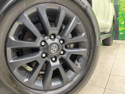 TOYOTA LAND CRUISER PRADO - 9