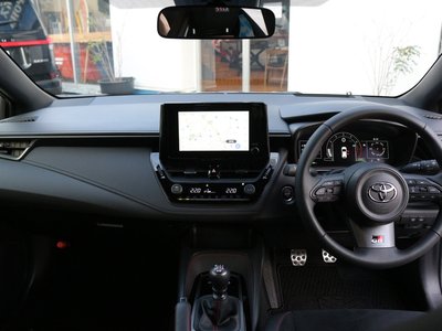 2025 Toyota GR COROLLA thumbnail 13