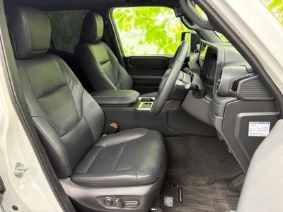 TOYOTA LAND CRUISER 250 - 5