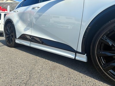 2023 Toyota CROWN SPORT photo 5