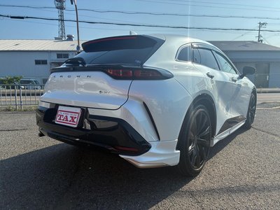 2023 Toyota CROWN SPORT photo 2