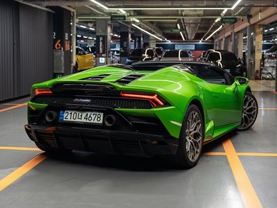 صورة 5 لـ 2021 Lamborghini HURACAN