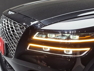 صورة 9 لـ 2020 Genesis GV80