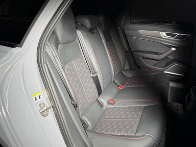 2024 AUDI RS6 AVANT 缩略图 18
