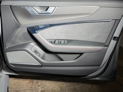 2024 AUDI RS6 AVANT 缩略图 14
