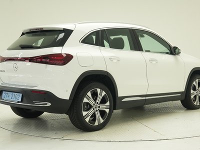 2025 Mercedes-BENZ EQA 照片 4