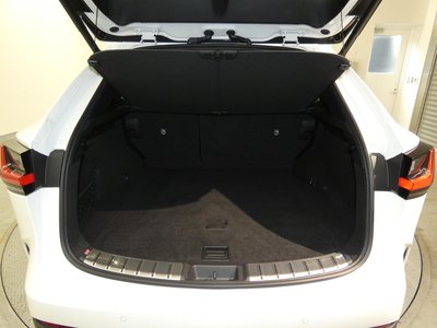 صورة مصغرة 23 لـ 2023 Lexus NX