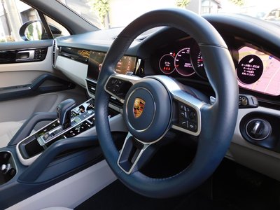 PORSCHE CAYENNE - 4