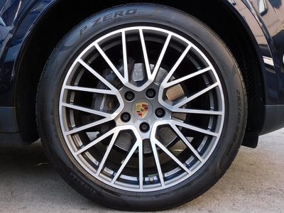 PORSCHE CAYENNE - 5