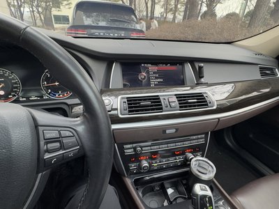 2017 BMW 5 SERIES GT — фото 2