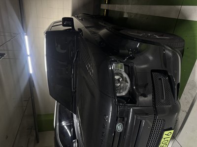 LAND ROVER DEFENDER - 3
