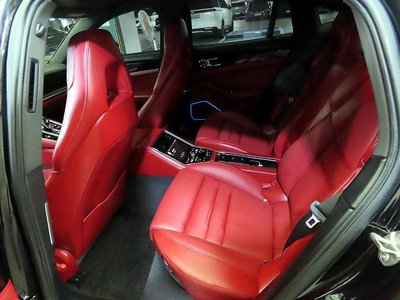 PORSCHE PANAMERA - 4