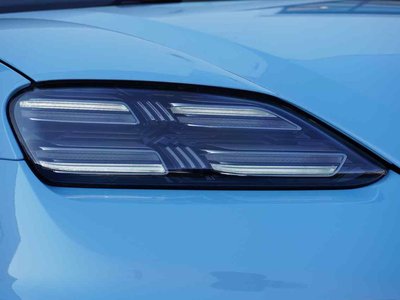 PORSCHE MACAN - 9