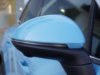 PORSCHE MACAN - 10
