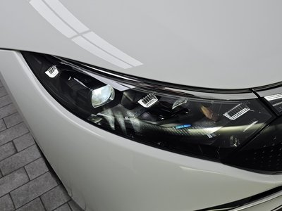 MERCEDES-BENZ EQS - 9