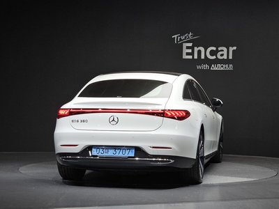 MERCEDES-BENZ EQS - 3