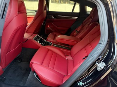 PORSCHE PANAMERA - 9
