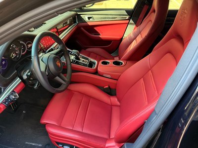 PORSCHE PANAMERA - 8