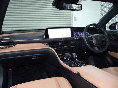 TOYOTA CROWN SPORT - 3