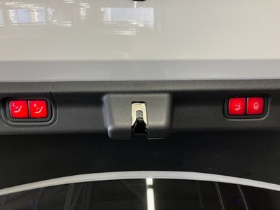 MERCEDES-BENZ EQE AMG - 6