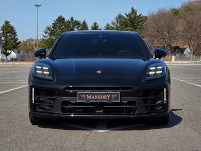 PORSCHE PANAMERA - 2