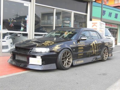 NISSAN SKYLINE