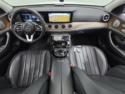 MERCEDES-BENZ E-CLASS - 5