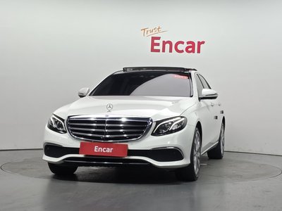MERCEDES-BENZ E-CLASS - 3