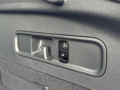 صورة مصغرة 30 لـ 2025 Mercedes-BENZ GLC