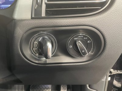 2023 Porsche MACAN 缩略图 50