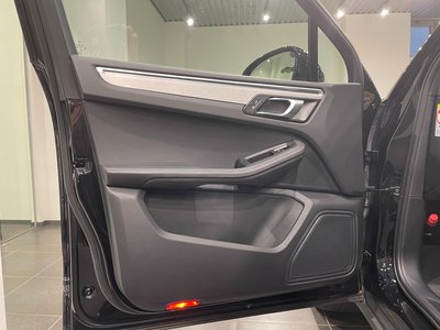 2023 Porsche MACAN 缩略图 72