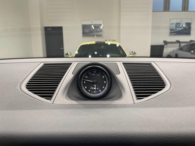 2023 Porsche MACAN 缩略图 57