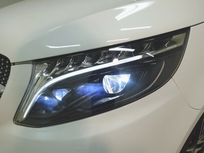 2023 Mercedes-BENZ V-CLASS 照片 3