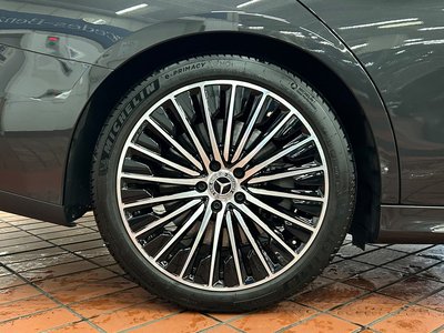 MERCEDES-BENZ E-CLASS - 5