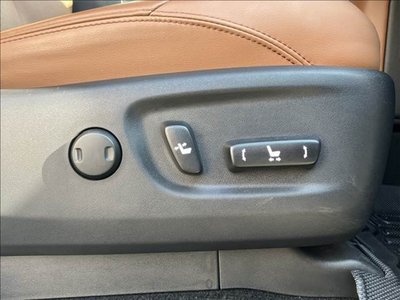 TOYOTA LAND CRUISER PRADO - 8