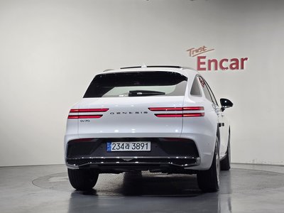 2025 Genesis GV70 photo 3