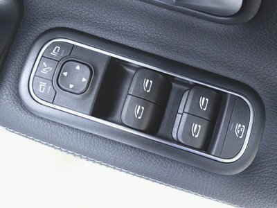 صورة مصغرة 23 لـ 2025 Mercedes-BENZ A-CLASS AMG