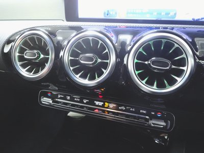 صورة مصغرة 18 لـ 2025 Mercedes-BENZ A-CLASS AMG