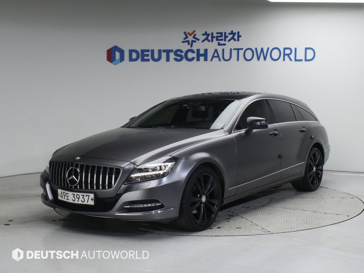 MERCEDES-BENZ CLS - View 1